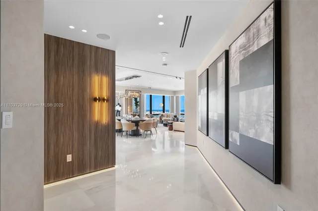 $12,900,000 | 1425 Brickell Avenue, Unit 66D66E, Miami, FL 33131