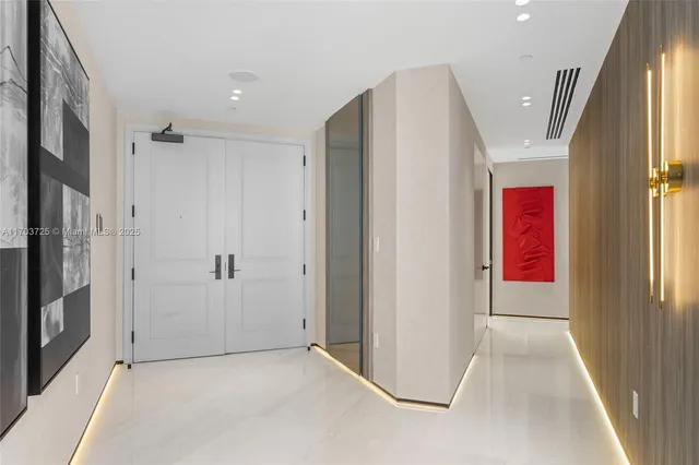 $12,900,000 | 1425 Brickell Avenue, Unit 66D66E, Miami, FL 33131