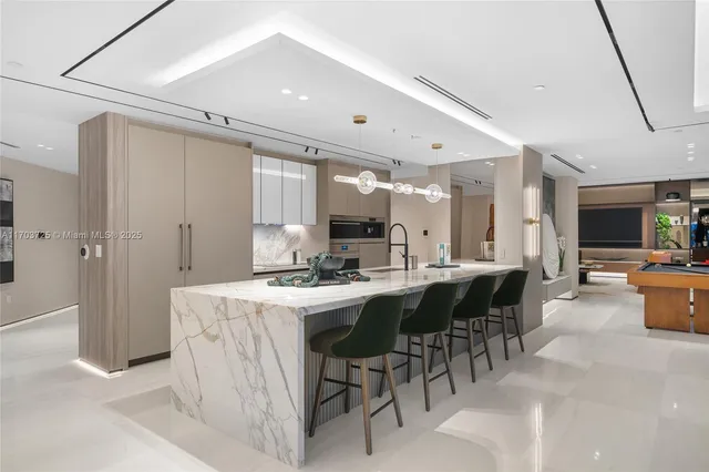 $12,900,000 | 1425 Brickell Avenue, Unit 66D66E, Miami, FL 33131