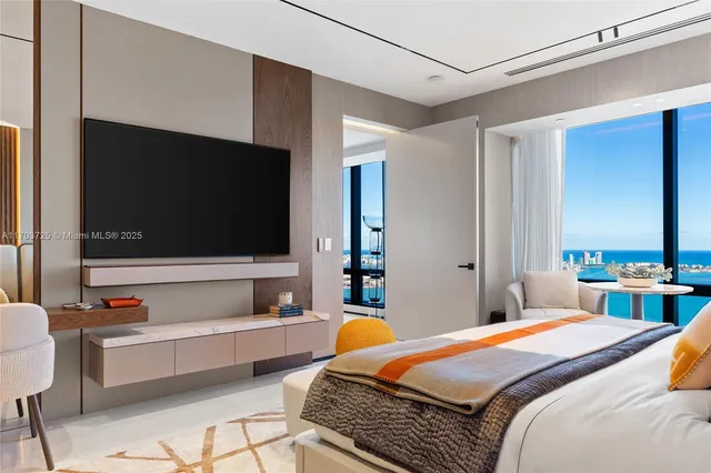 $12,900,000 | 1425 Brickell Avenue, Unit 66D66E, Miami, FL 33131