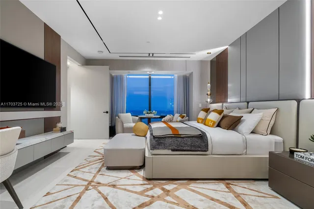 $12,900,000 | 1425 Brickell Avenue, Unit 66D66E, Miami, FL 33131