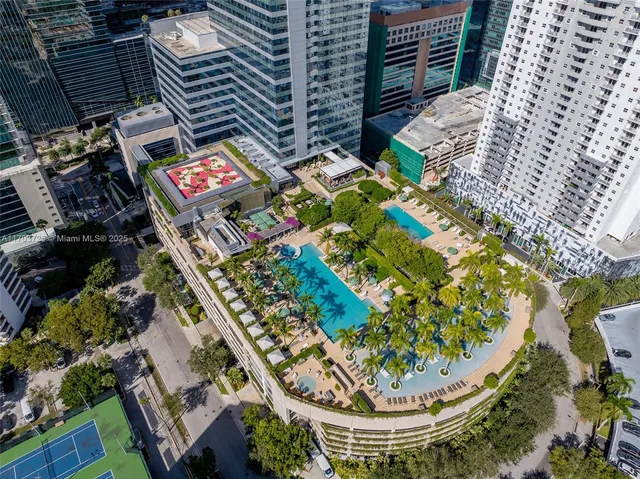 $12,900,000 | 1425 Brickell Avenue, Unit 66D66E, Miami, FL 33131