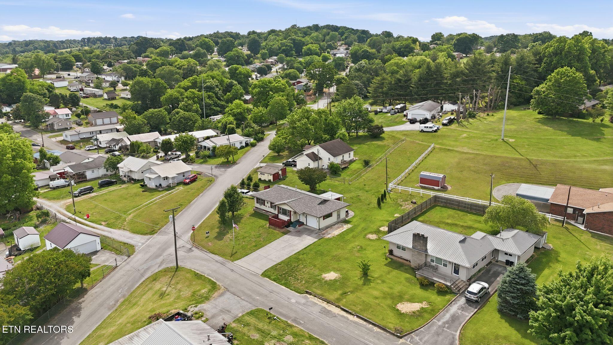 708 Rio-Vista Drive Loudon, TN 37774 - Photo 4 of 53 Drone 2