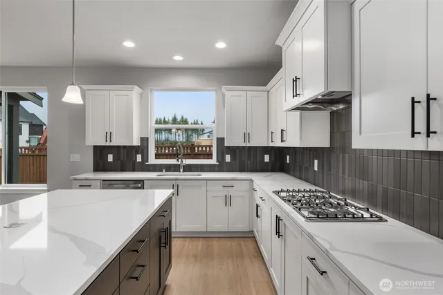 $910,235 | 20328 146th St Court East, Unit 704, Bonney Lake, WA 98391