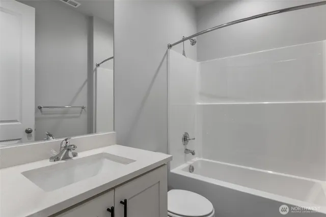 $910,235 | 20328 146th St Court East, Unit 704, Bonney Lake, WA 98391