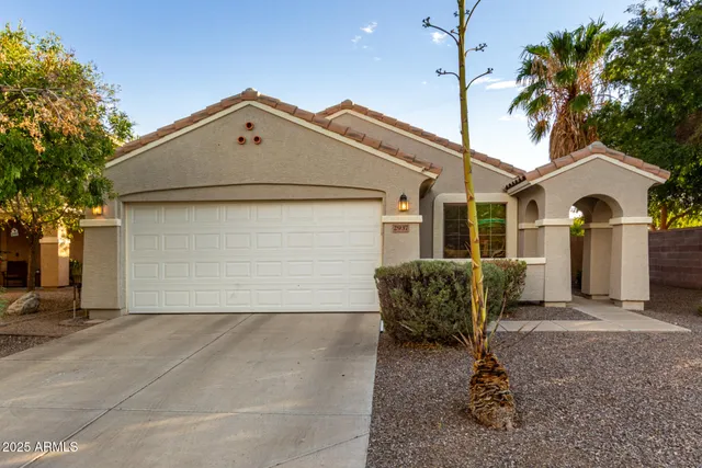 $470,000 | 2937 East Aris Drive, Gilbert, AZ 85298