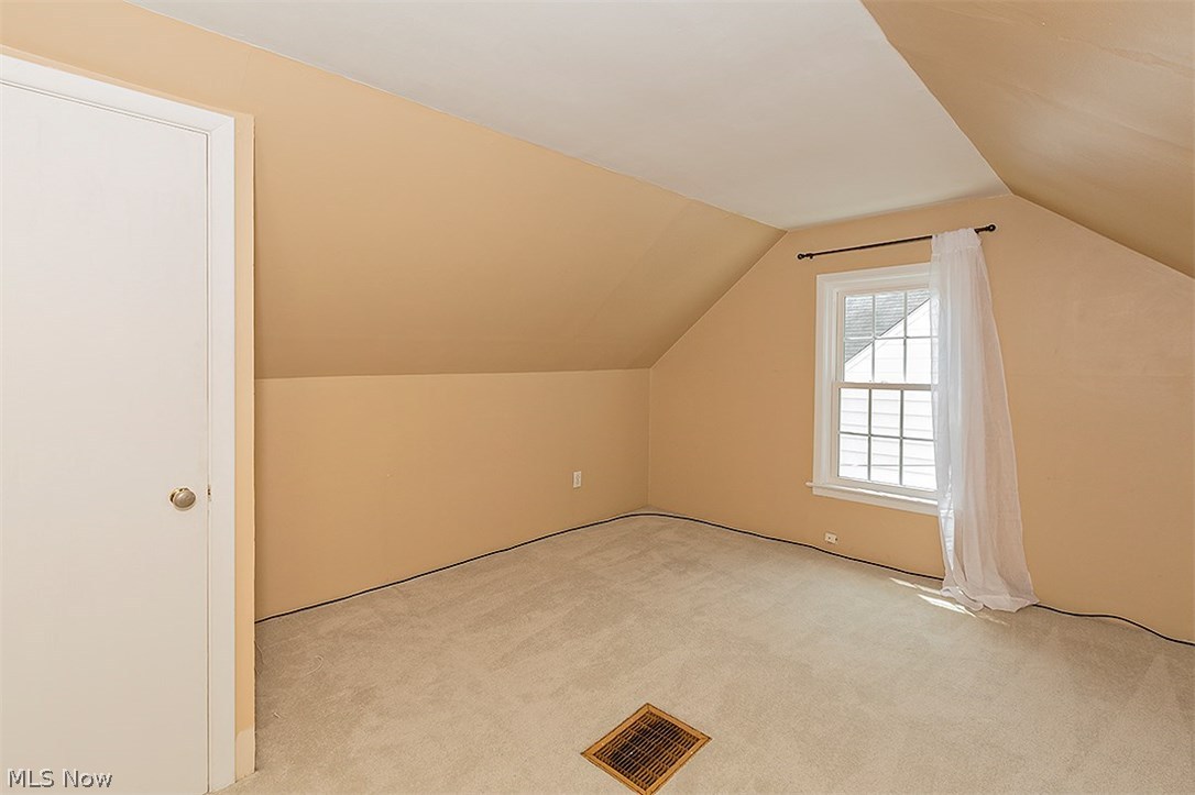 1652 Edgefield Road Lyndhurst, OH 44124 - Photo 21 of 35