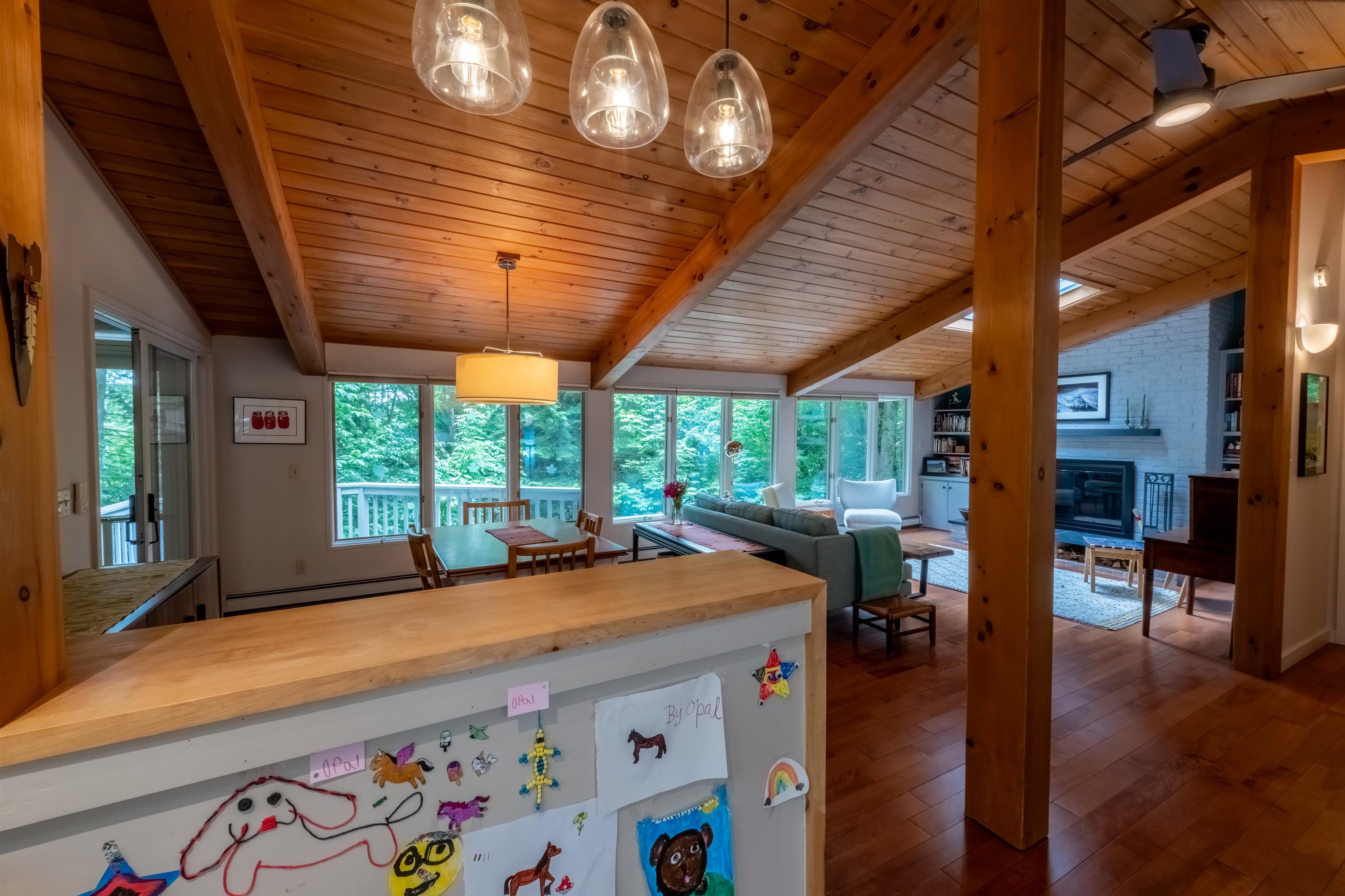 477 Morgan Road Hartford, VT 05059 - Photo 10 of 54