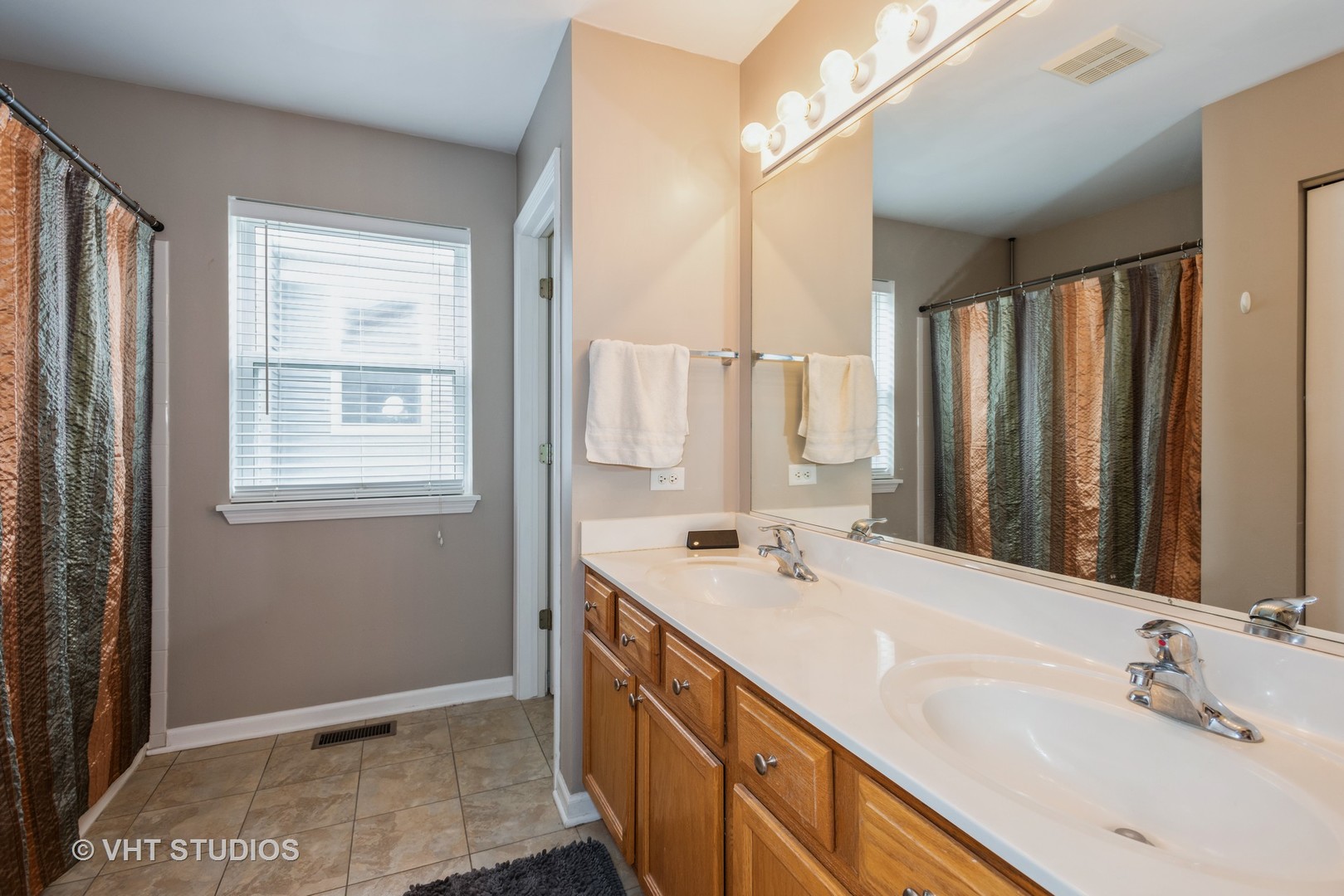 441 Valley View Drive St. Charles, IL 60175 - Photo 15 of 22