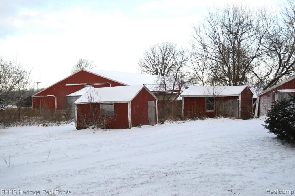 8666 West Mohrle Road Fowlerville, MI 48836 - Photo 21 of 25 53407.jpg