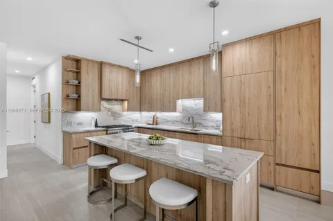 $1,475,000 | 912 Southeast 13th Street, Fort Lauderdale, FL 33316