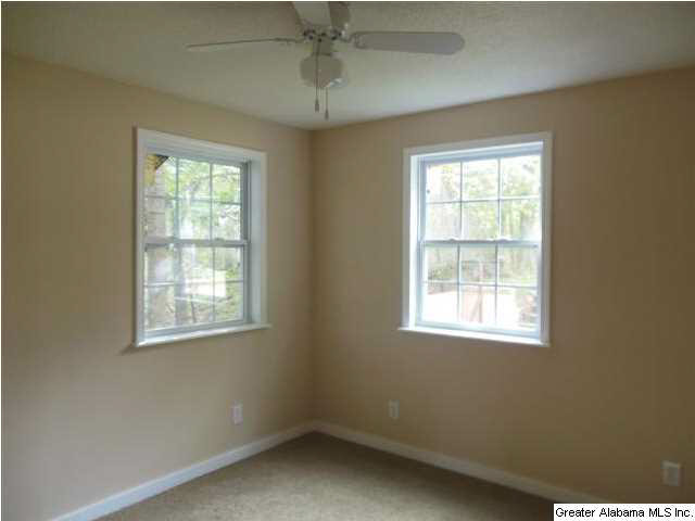 581 Seminole Circle Fairfield, AL 35064 - Photo 14 of 17