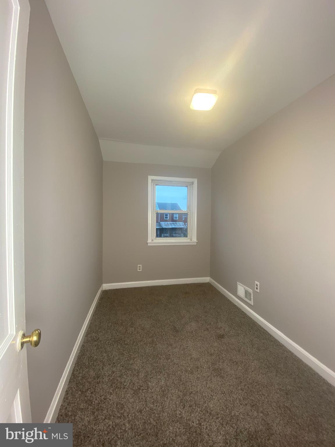 1914 Kelmore Road Dundalk, MD 21222 - Photo 16 of 21