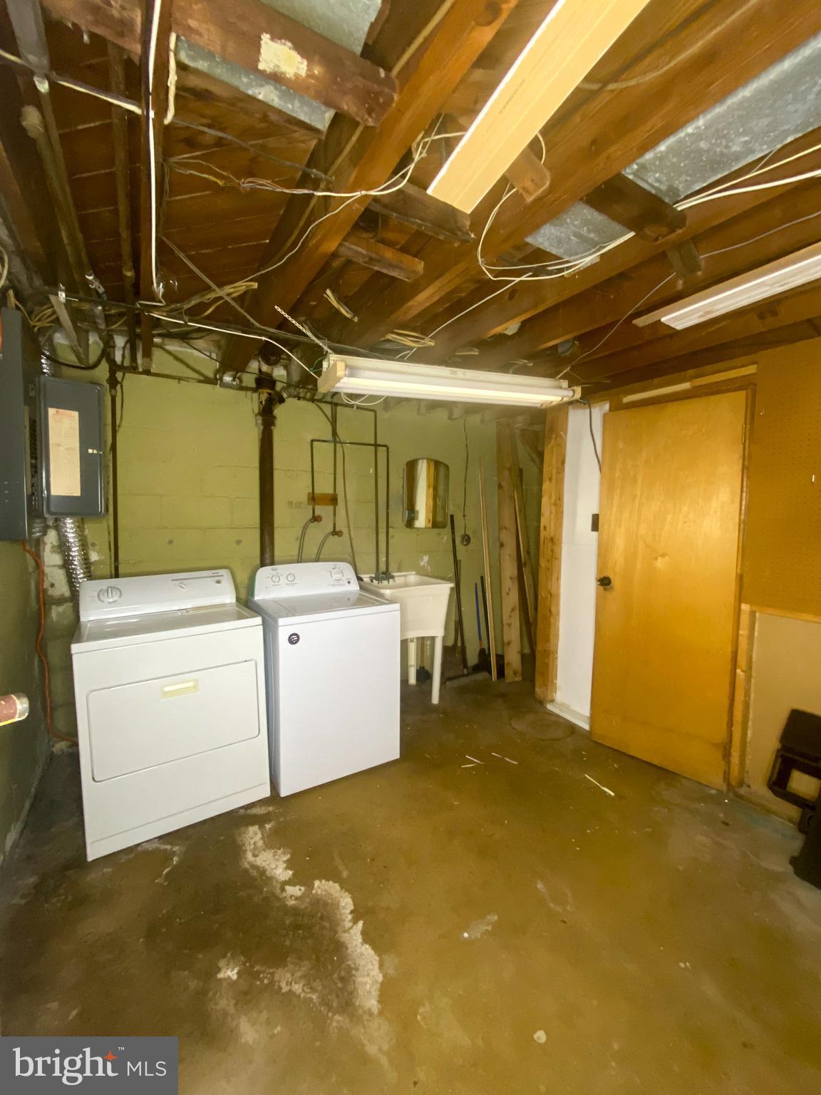 1914 Kelmore Road Dundalk, MD 21222 - Photo 19 of 21