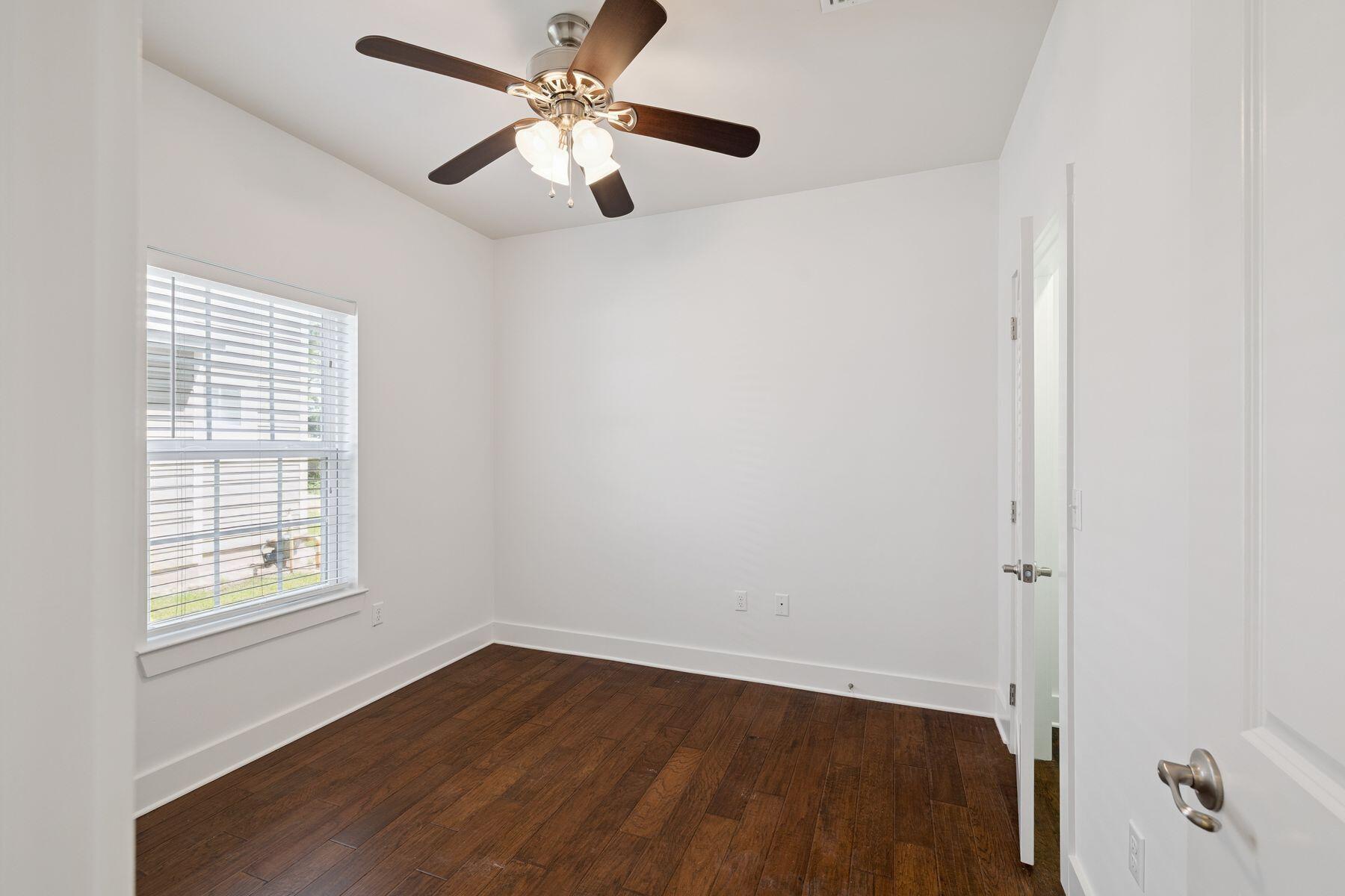 1869 West Hewett Road Santa Rosa Beach, FL 32459 - Photo 14 of 28 Guest bedroom