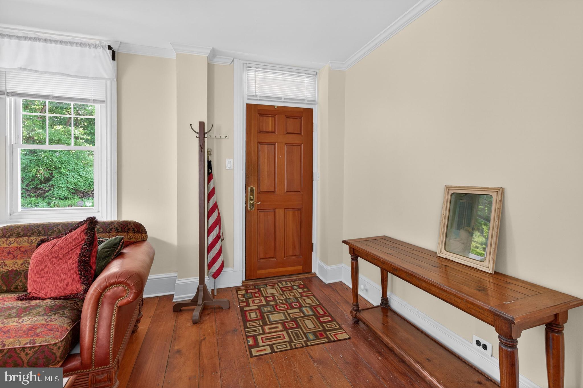 238 Barren Hill Road Conshohocken, PA 19428 - Photo 8 of 45