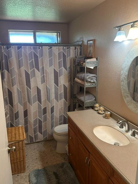 7249 West 4th Street Rio Linda, CA 95673 - Photo 26 of 36 Main Bathroom