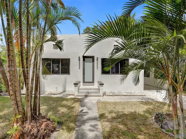 $699,999 | 759 Northeast 127th Street, North Miami, FL 33161