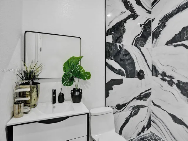 $699,999 | 759 Northeast 127th Street, North Miami, FL 33161