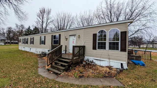 $24,900 | 304 2nd Street East, Herman, MN 56248