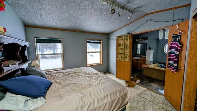 $24,900 | 304 2nd Street East, Herman, MN 56248