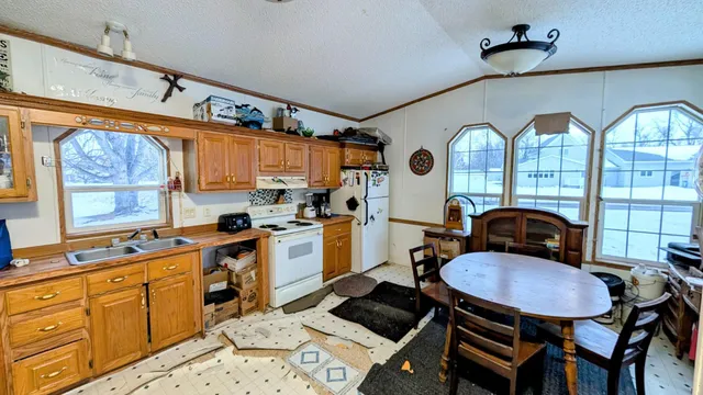 $24,900 | 304 2nd Street East, Herman, MN 56248