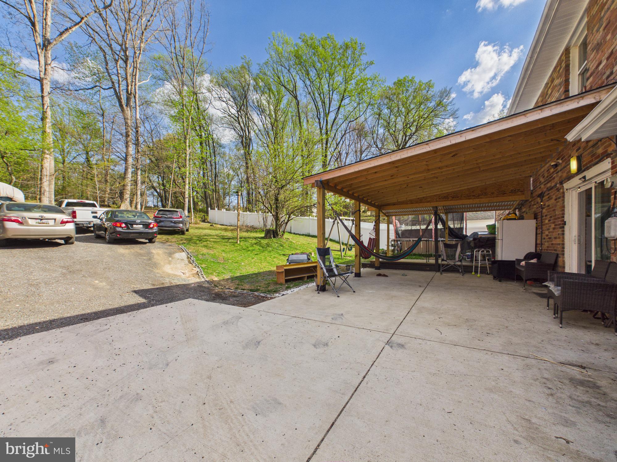 6802 Temple Hill Road Temple Hills, MD 20748 - Photo 37 of 40