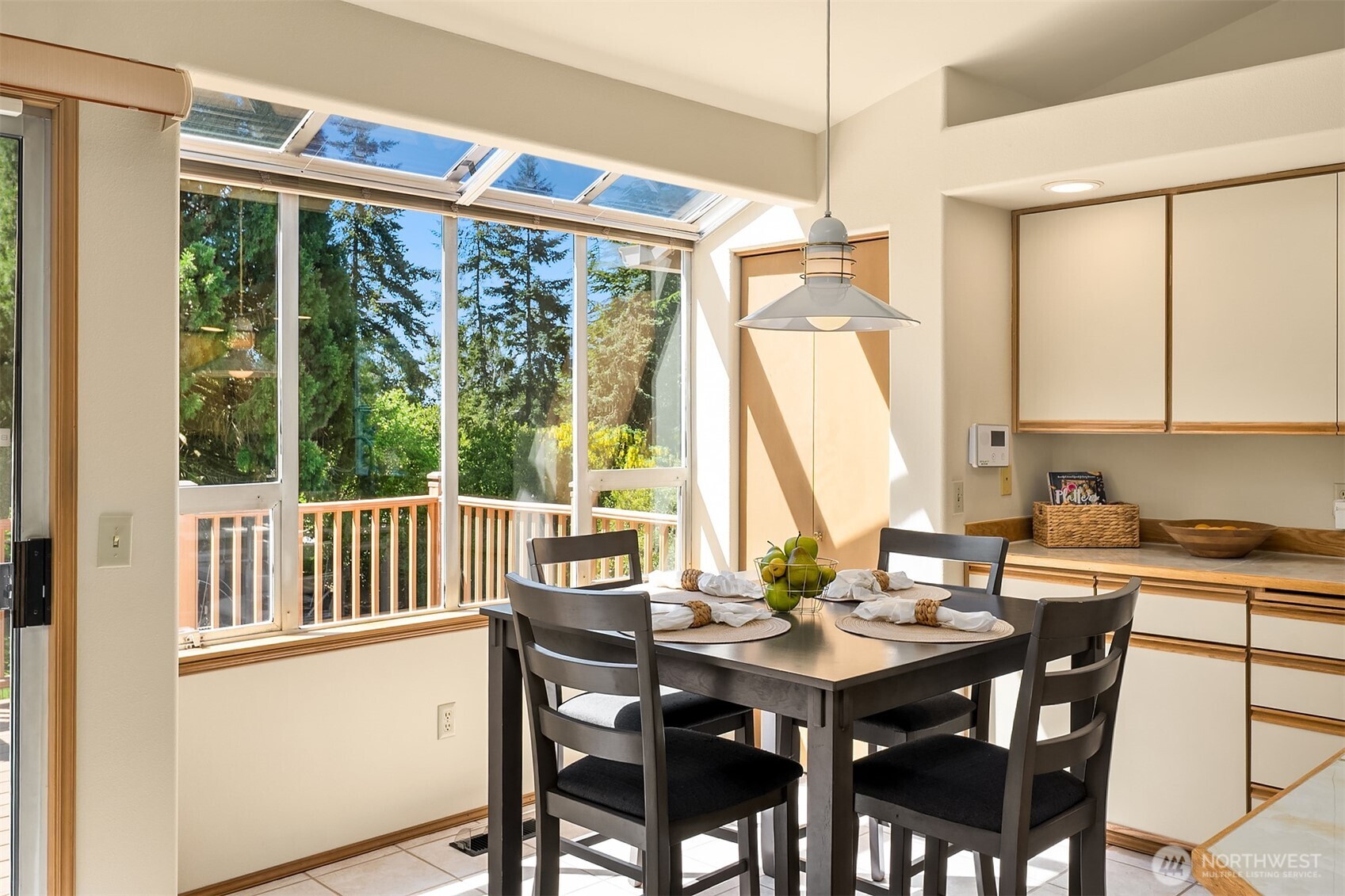 611 South 32nd Street Renton, WA 98055 - Photo 13 of 35