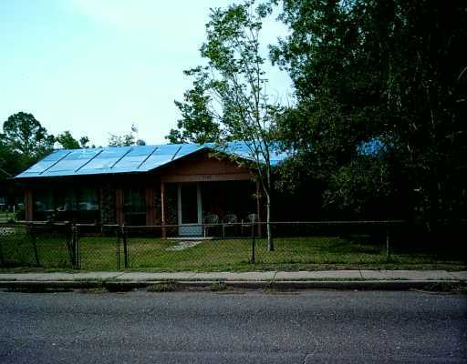5700 Frederick Street Moss Point, MS 39563 - Photo 1 of 3 Primary Photo