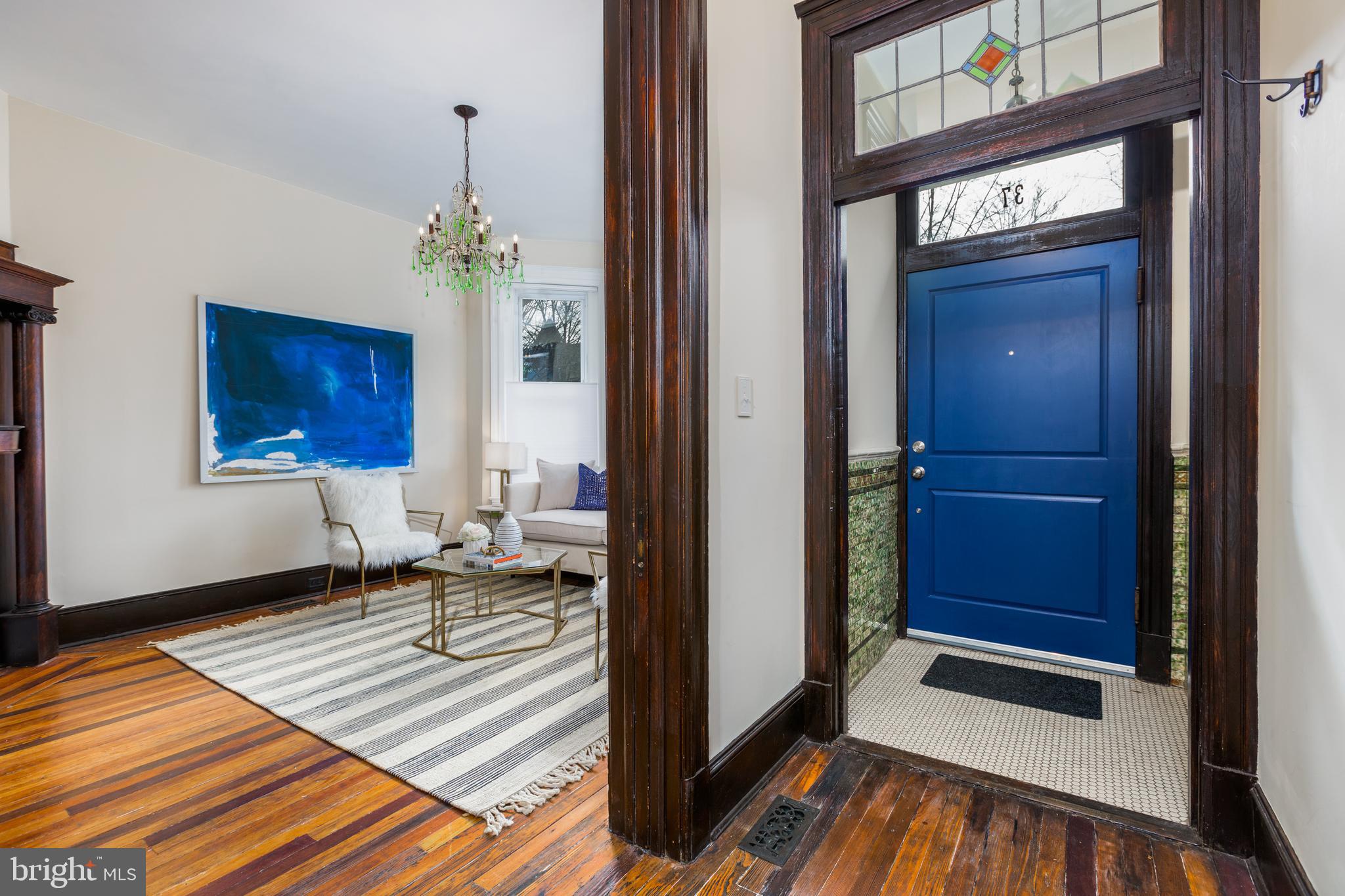 37 Rhode Island Avenue Northwest Washington, DC 20001 - Photo 2 of 62 Foyer