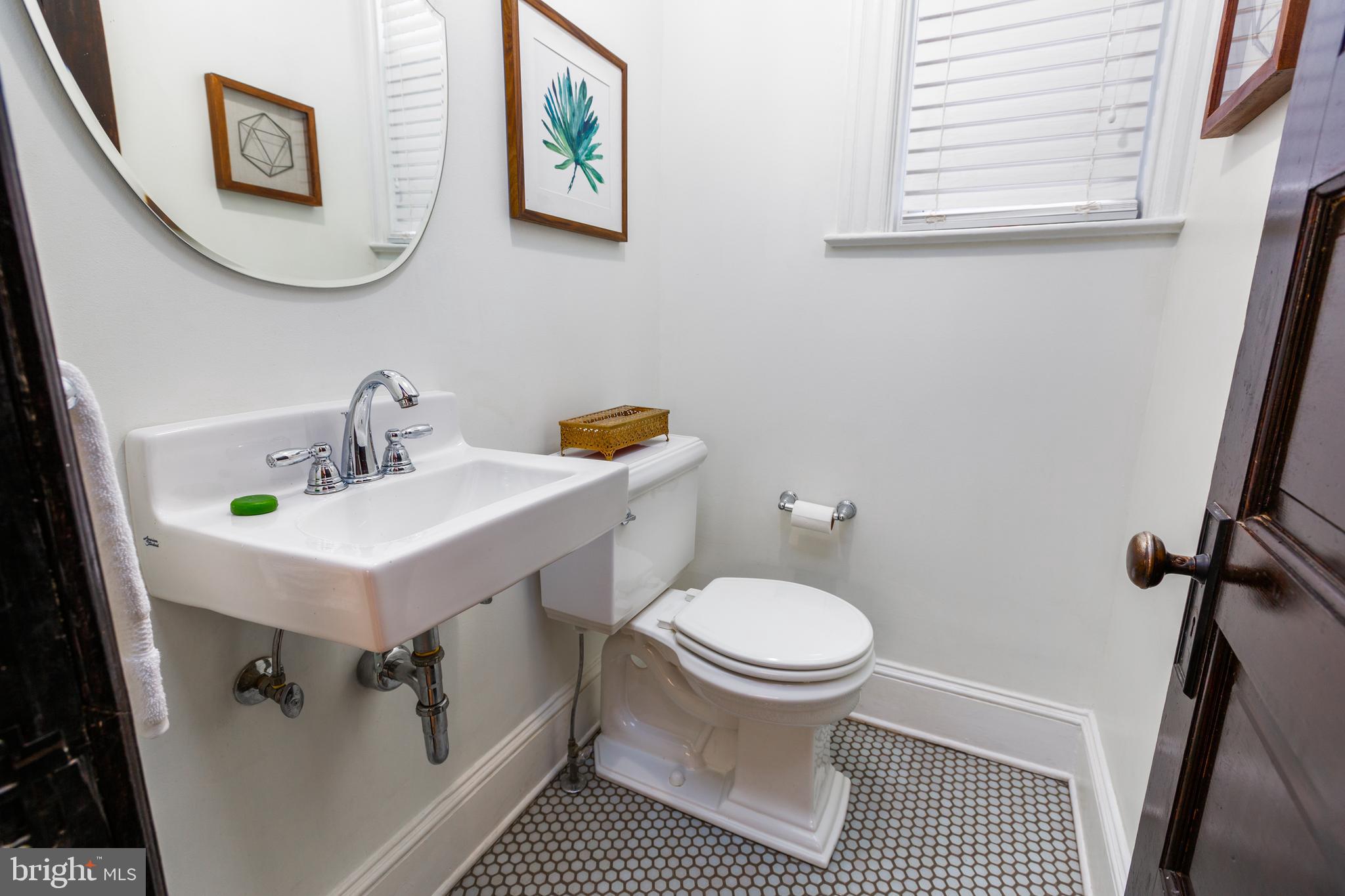 37 Rhode Island Avenue Northwest Washington, DC 20001 - Photo 14 of 62 Half Bathroom