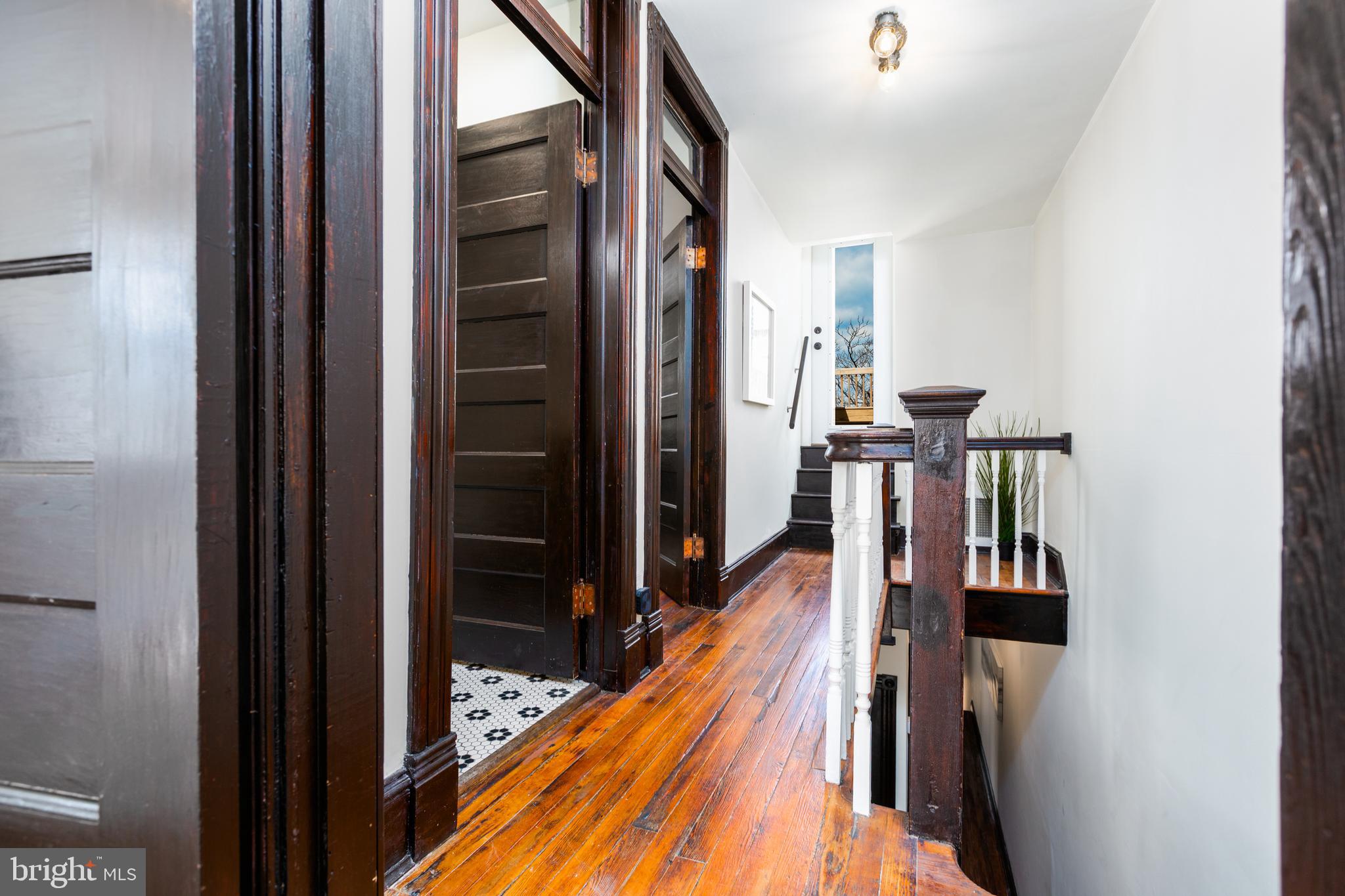 37 Rhode Island Avenue Northwest Washington, DC 20001 - Photo 26 of 62 Hallway