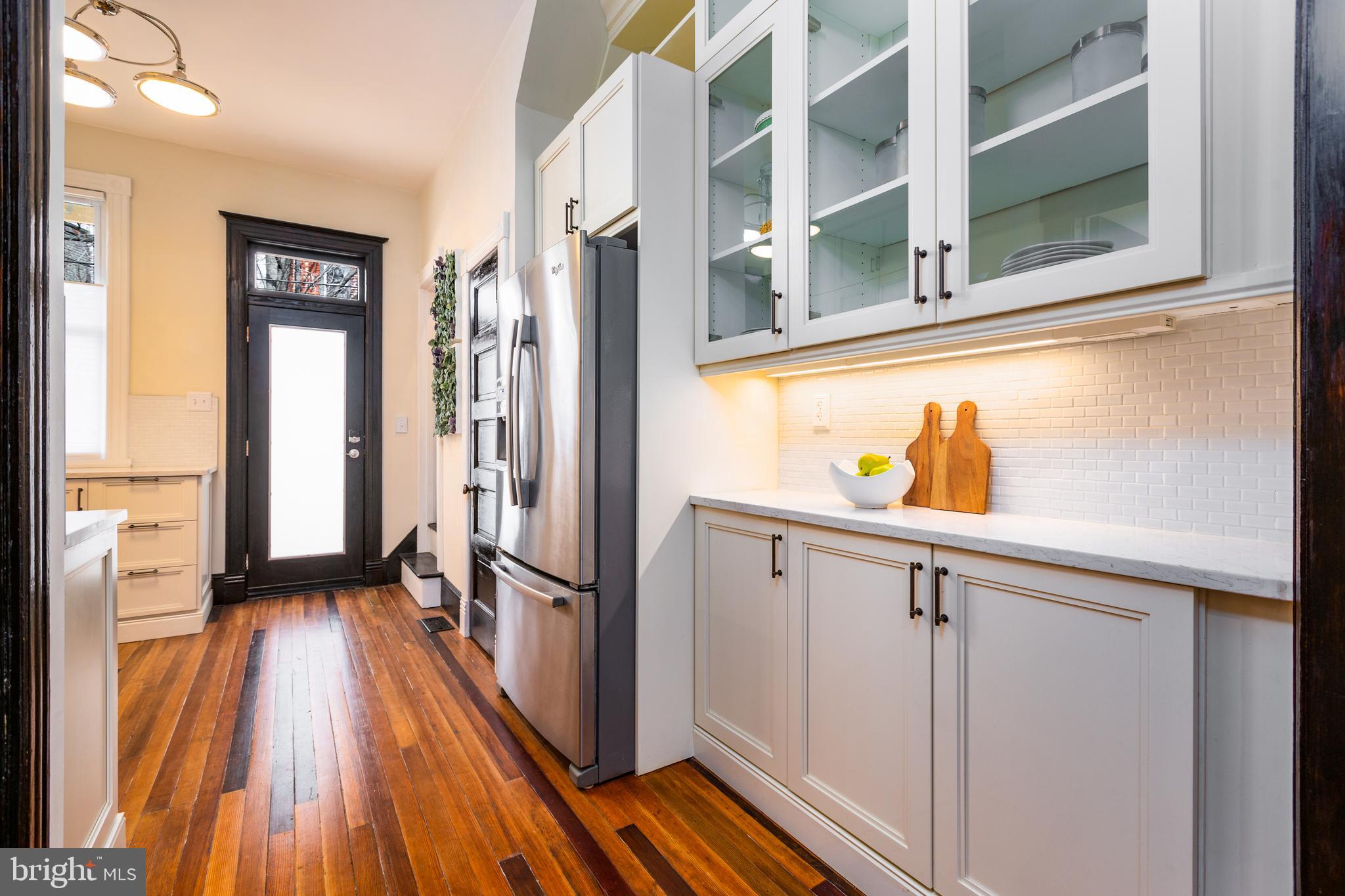 37 Rhode Island Avenue Northwest Washington, DC 20001 - Photo 10 of 62 Kitchen