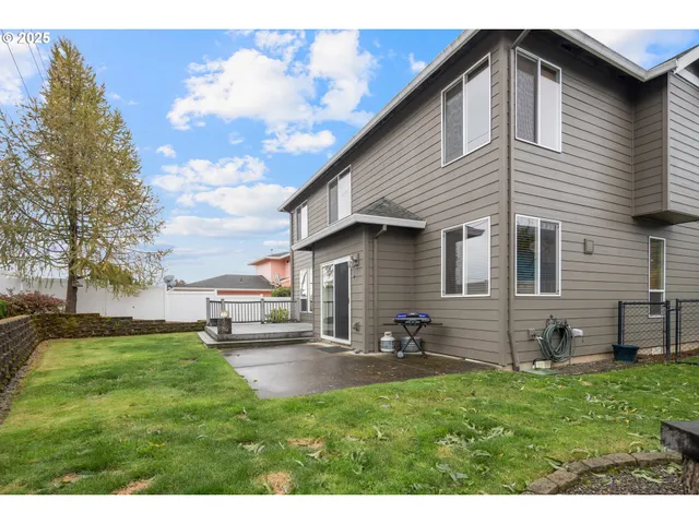 $589,900 | 6935 Southeast Renada Street, Milwaukie, OR 97267