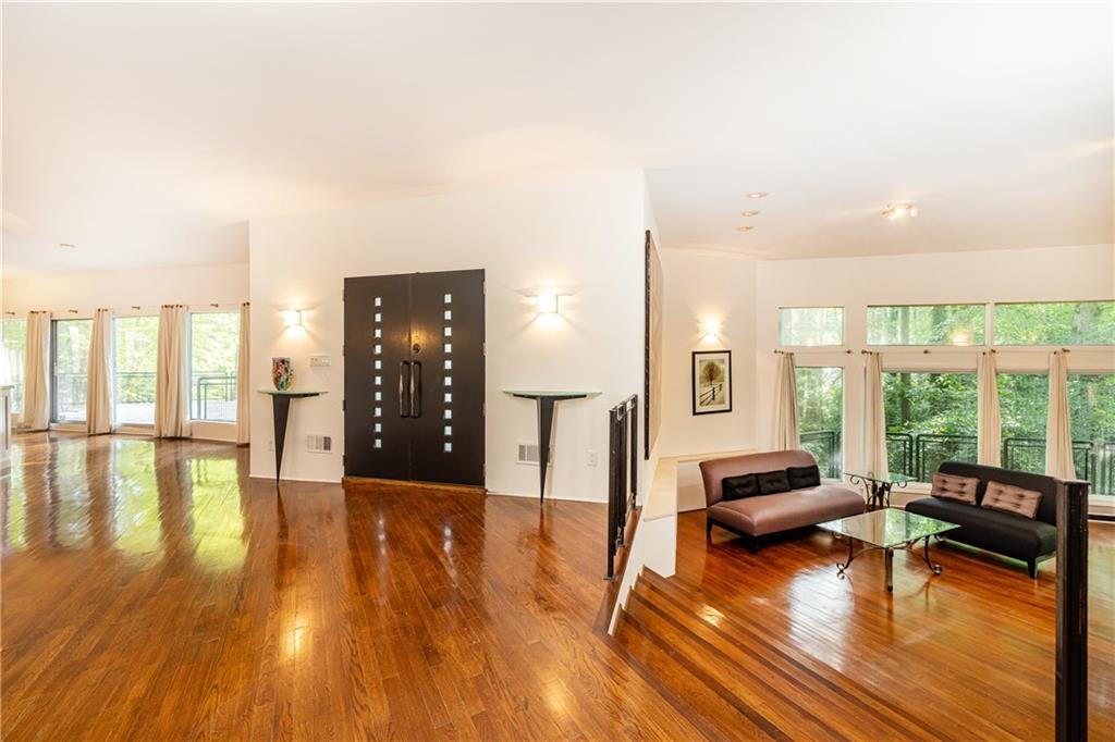 770 Kings Way Northwest Atlanta, GA 30327 - Photo 7 of 49