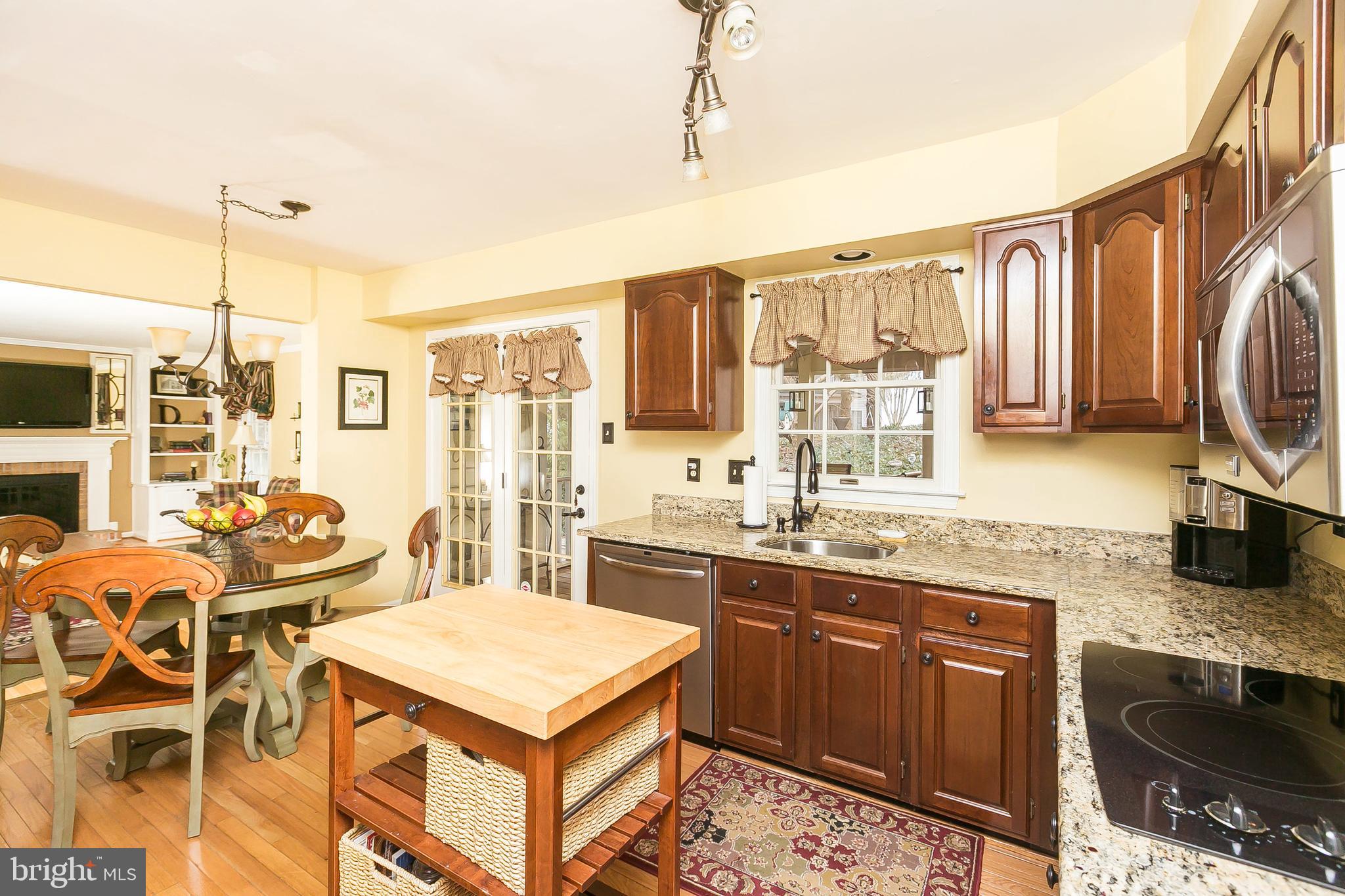 9543 Hallhurst Road Baltimore, MD 21236 - Photo 13 of 45 KITCHEN