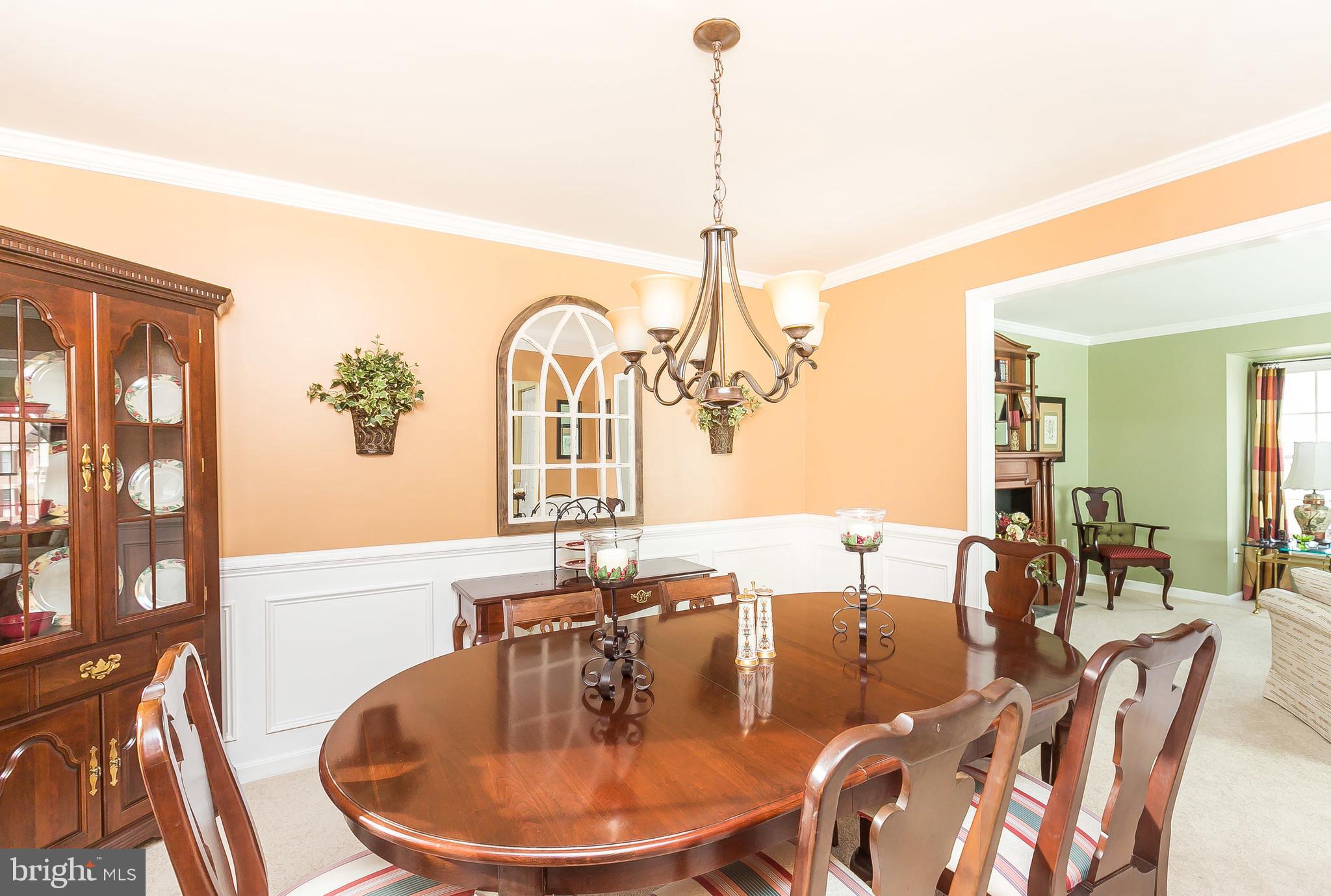 9543 Hallhurst Road Baltimore, MD 21236 - Photo 8 of 45 DINING ROOM