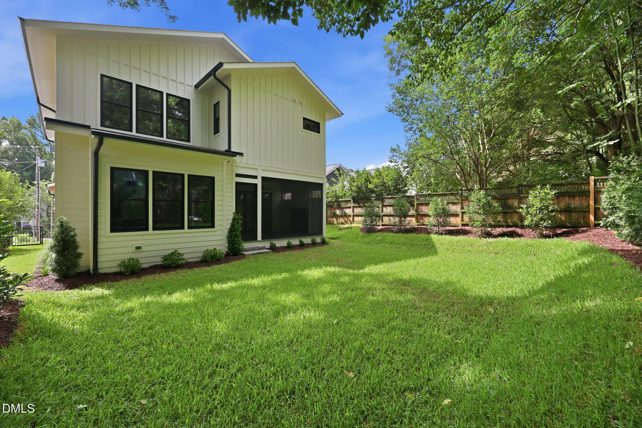 316 Perry Street Raleigh, NC 27608 - Photo 48 of 53 59-web-or-mls-IMG_8676