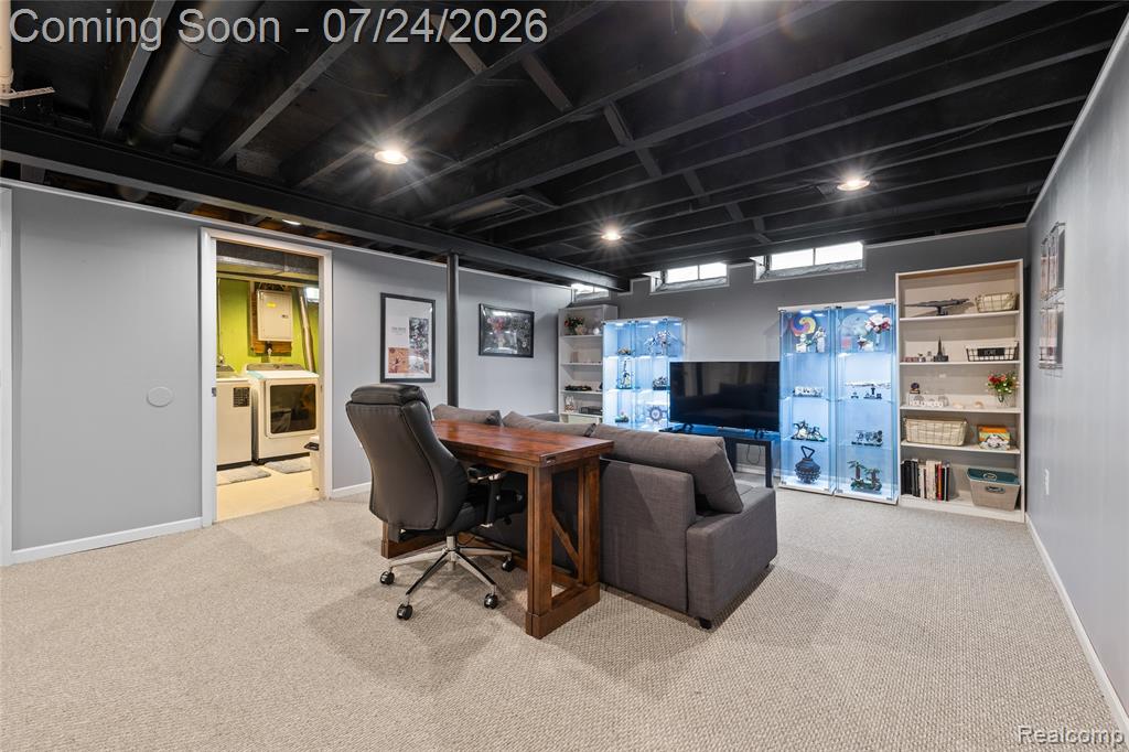 14629 Newburgh Road Livonia, MI 48154 - Photo 31 of 37