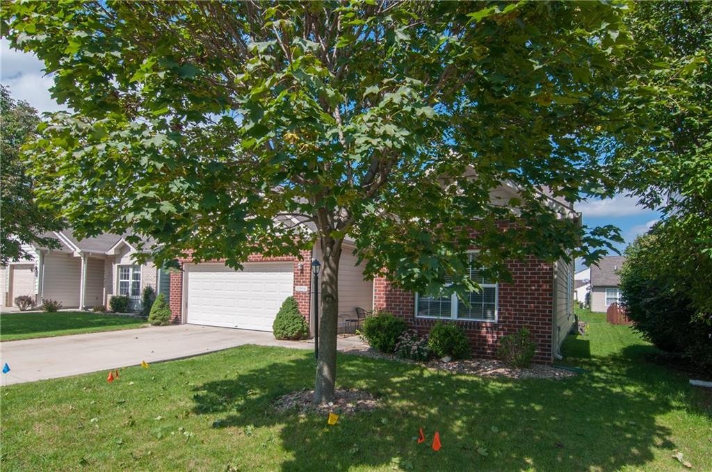 10904 Roundtree Road Fishers, IN 46037 - Photo 3 of 30 Gallery Image 3