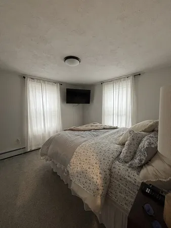 $3,200 | 131 Court Street, Unit 1L, Plymouth, MA 02360