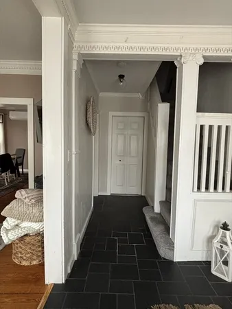 $3,200 | 131 Court Street, Unit 1L, Plymouth, MA 02360