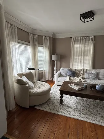 $3,200 | 131 Court Street, Unit 1L, Plymouth, MA 02360