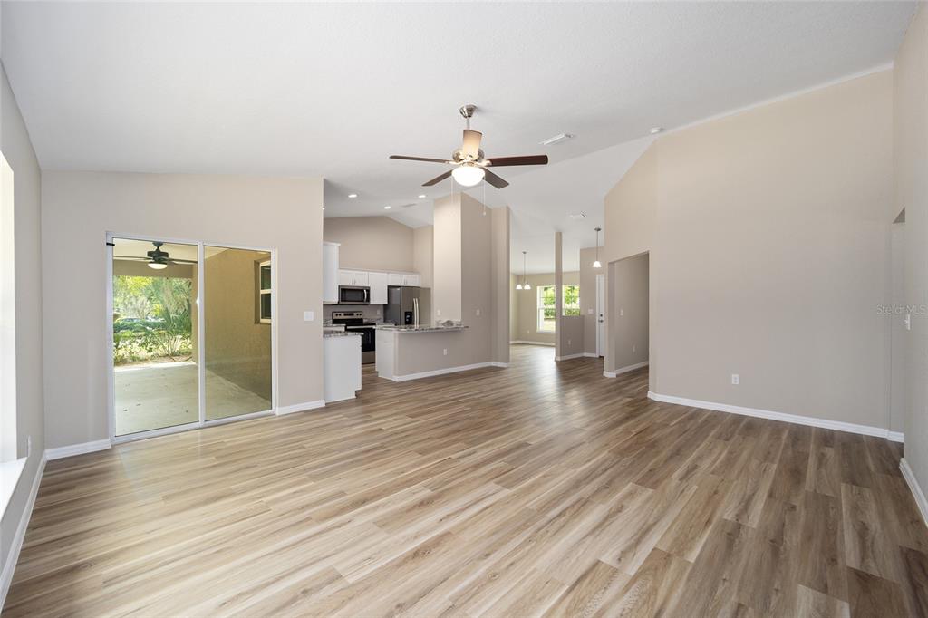 9256 Southwest 125th Ct Road Dunnellon, FL 34432 - Photo 7 of 27