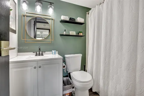 $170,000 | 5821 Washington Street, Unit 30, Hollywood, FL 33023