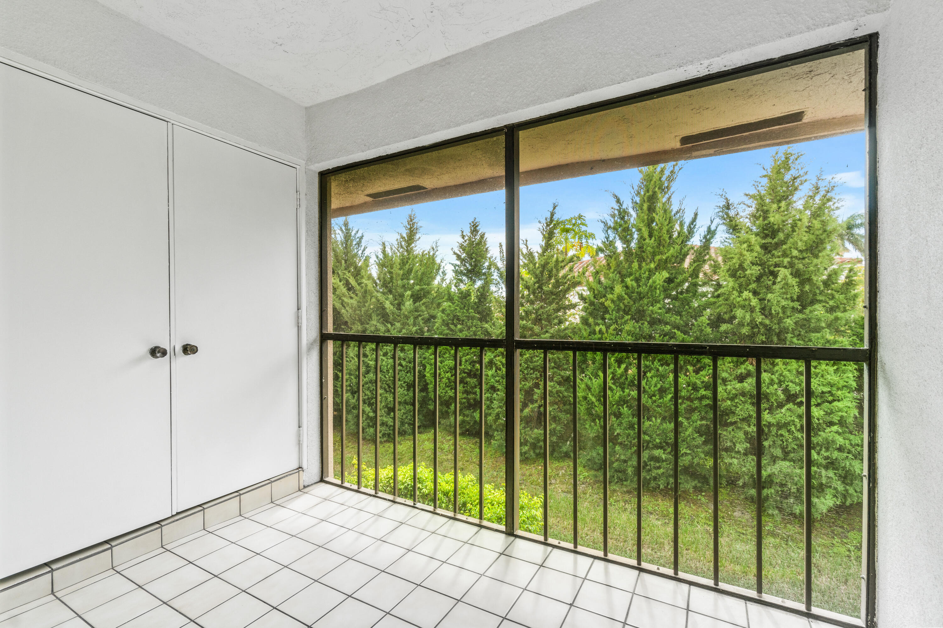 5151 West Club Circle, Unit 206 Boca Raton, FL 33487 - Photo 19 of 22 020-5151WestClubCircle-BocaRaton-FL-3348
