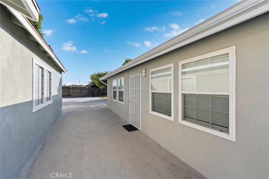 1104 Williamson Avenue Fullerton, CA 92833 - Photo 25 of 75