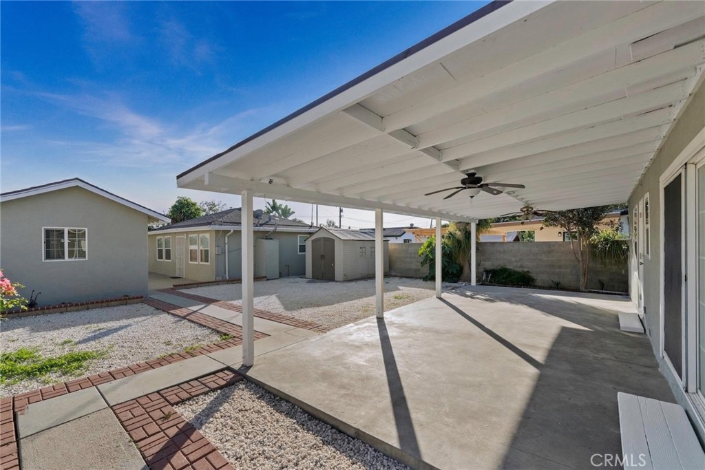 1104 Williamson Avenue Fullerton, CA 92833 - Photo 29 of 75 a porch with seating space