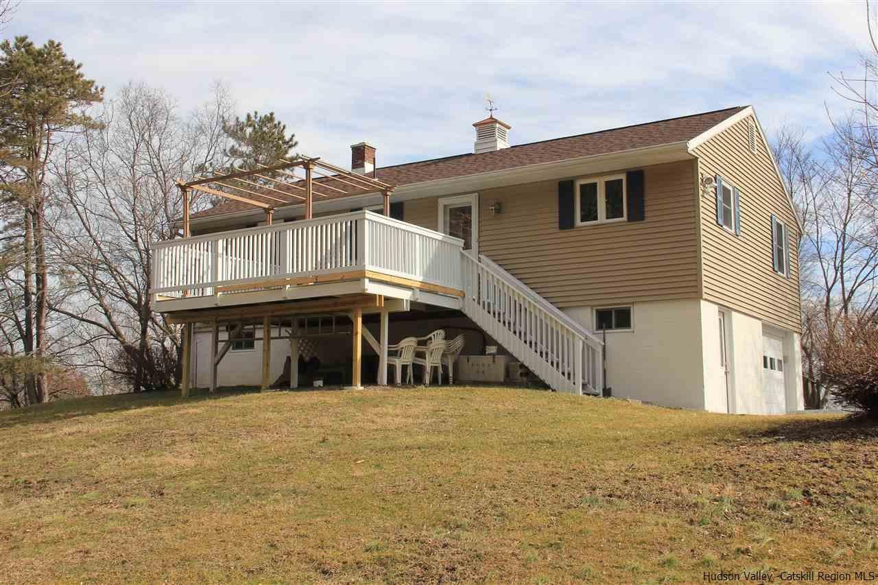 28 Hudson Ridge Road New Baltimore, NY 12124 - Photo 2 of 32 Photo 2