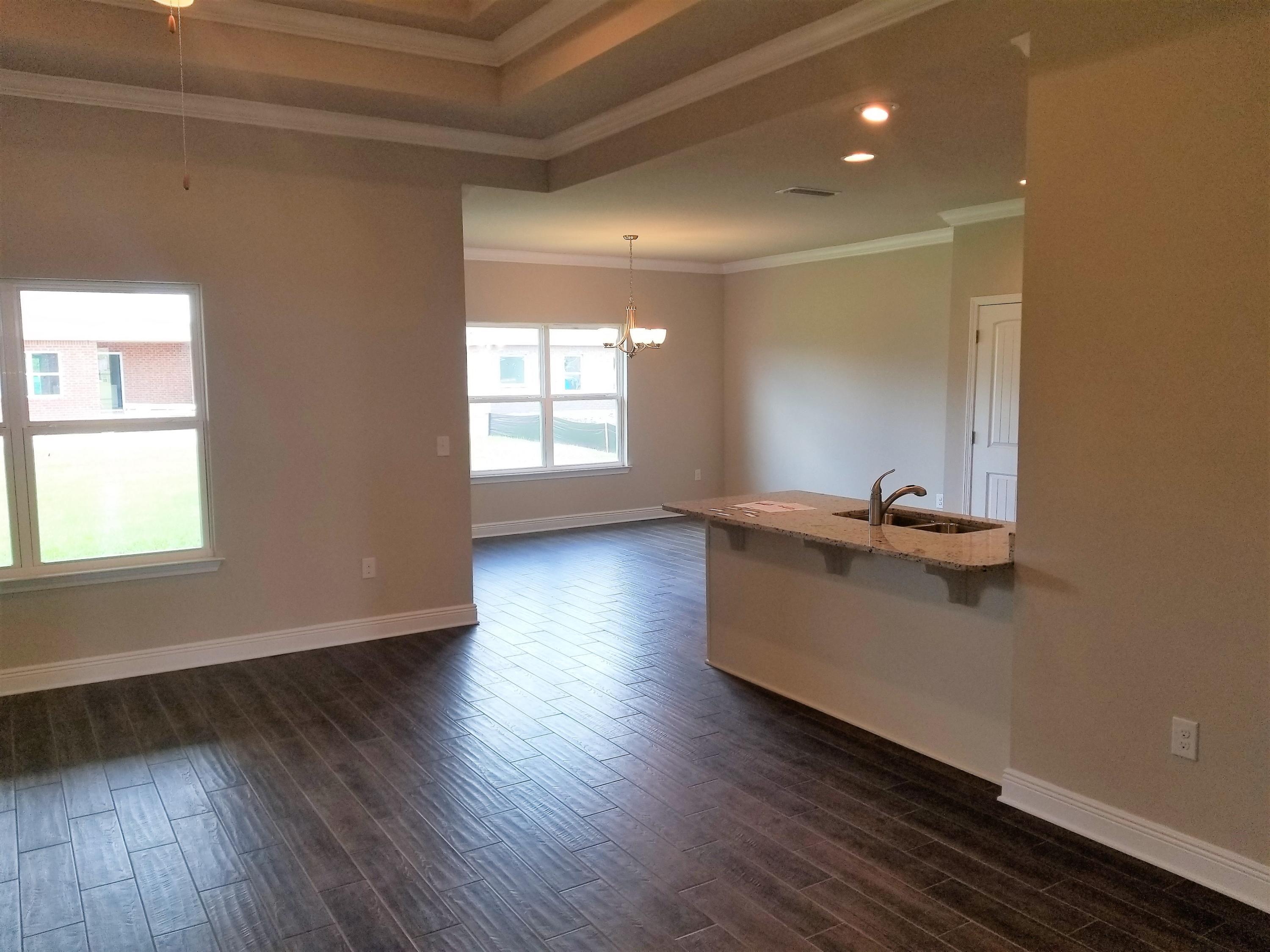 64 Norwich Road Freeport, FL 32439 - Photo 5 of 44 Gallery Image 5